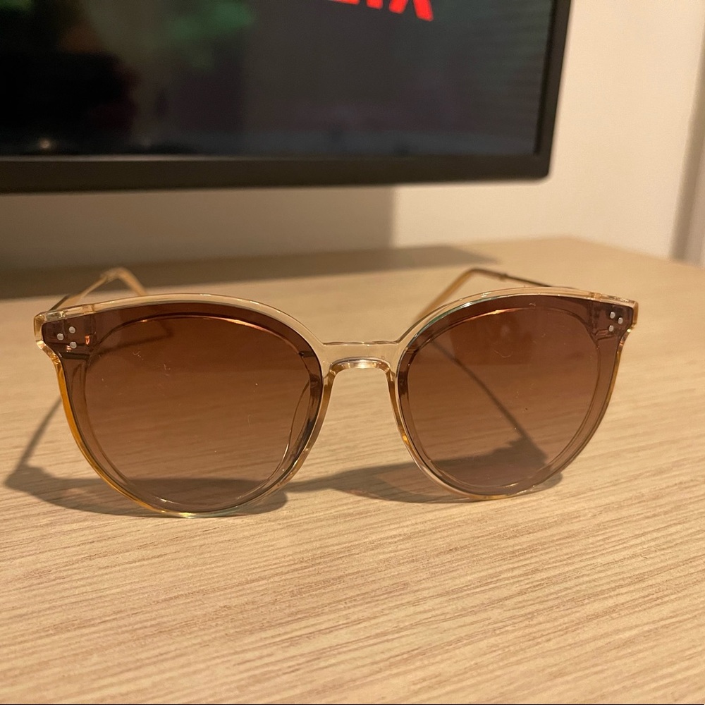 Women’s glasses